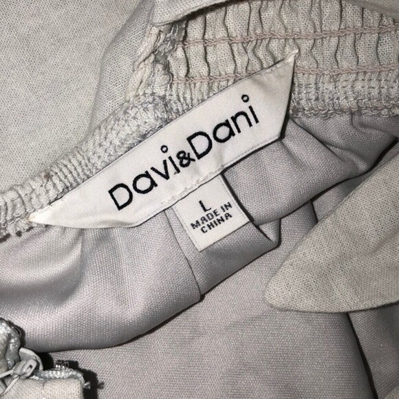 Davi & Dani large light green cotton button romper - Picture 6 of 9